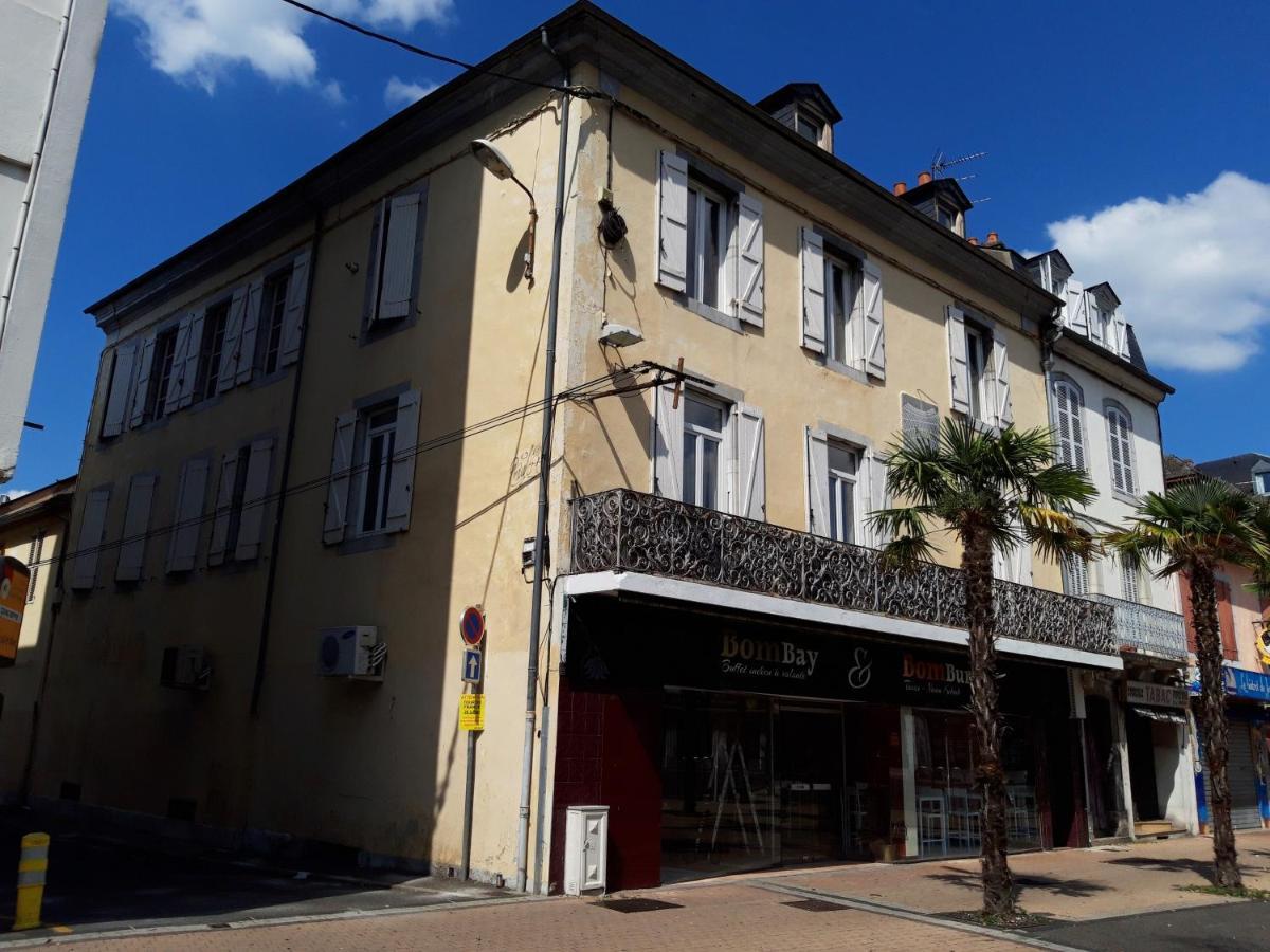 Appartement Hypercentre Tarbes - 2 Grandes Chambres エクステリア 写真