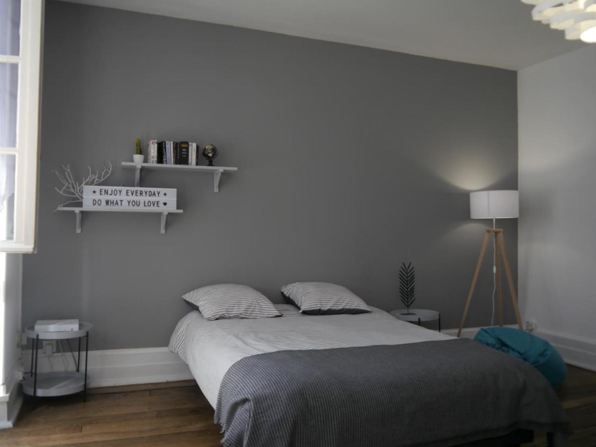 Appartement Hypercentre Tarbes - 2 Grandes Chambres エクステリア 写真
