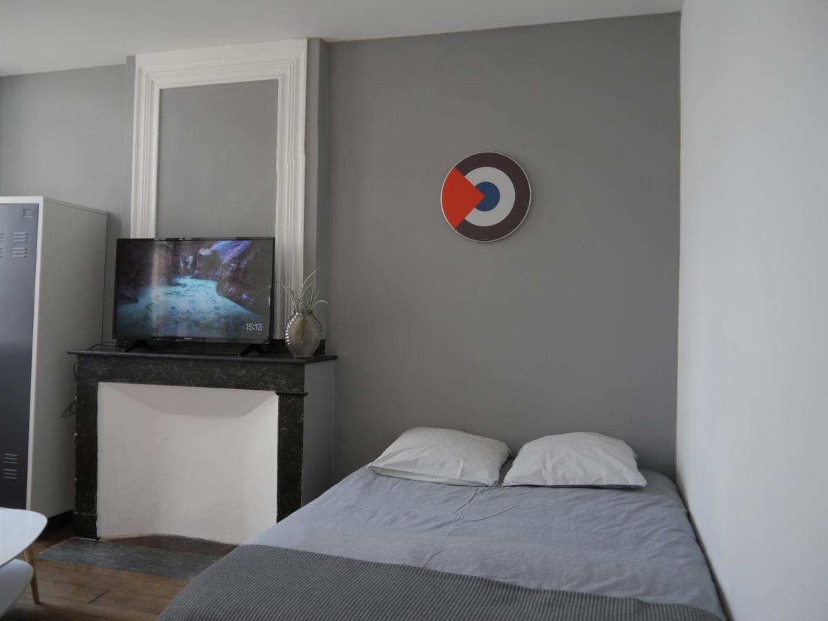 Appartement Hypercentre Tarbes - 2 Grandes Chambres エクステリア 写真